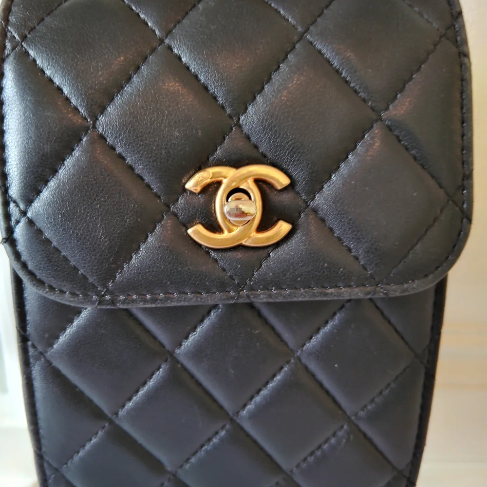 CHANEL Black Quilted Leather Phone Holster